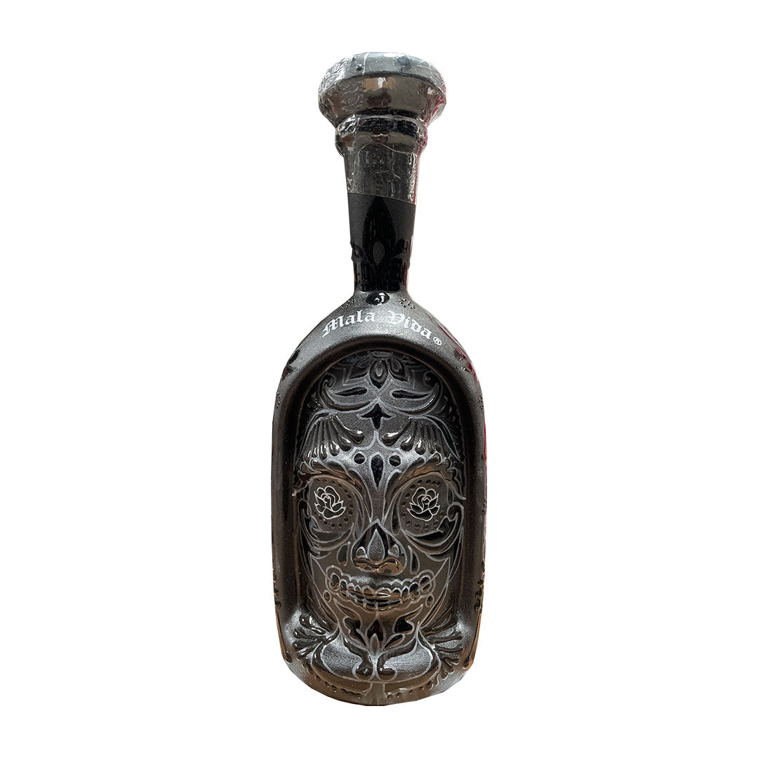 Mala Vida X Dos Artes Extra Anejo Limited Edition 750ml_nestor liquor