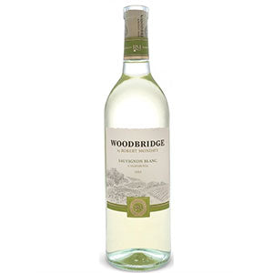 Woodbridge Pinot Grigio 750ml_nestor liquor